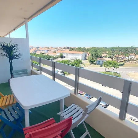 Grand Studio 3 Etoiles - Tout Confort - Plage A 6 Mn A Pieds - Wifi * Mimizan-Plage