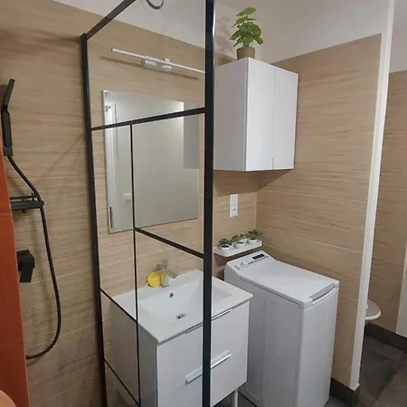 Grand Confort Et Cosy - A 6 Mn A Pieds - Wifi