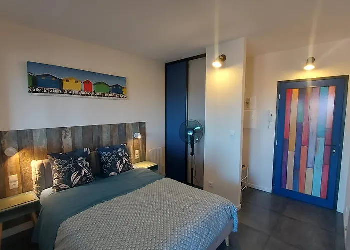 Daire Grand Studio 3 Etoiles - Tout Confort - Plage A 6 Mn A Pieds - Wifi